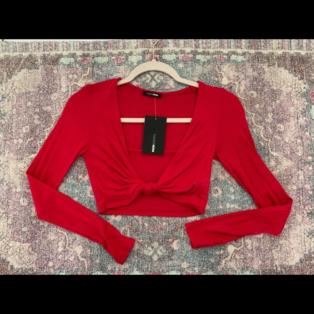 Red Fashion Nova long sleeve crop top. Never used